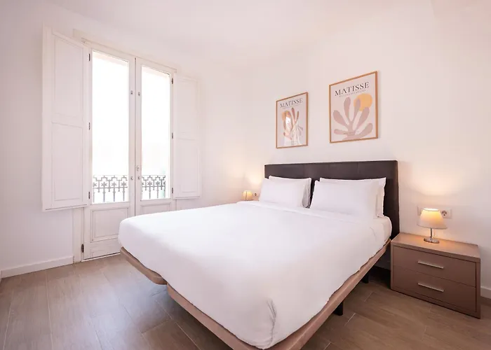 Sweett - Symphonic Central Aparthotel